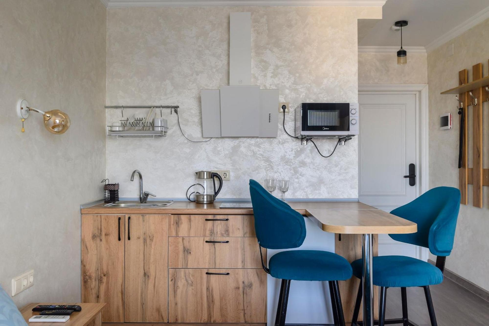 101 арбат центр идеально для туризма и деловых командировок мoon Apartment *