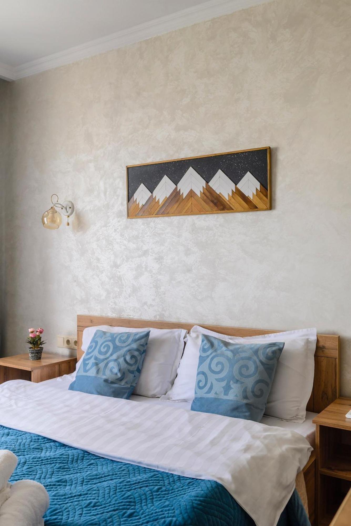Apartment 101 арбат центр идеально для туризма и деловых командировок мoon *