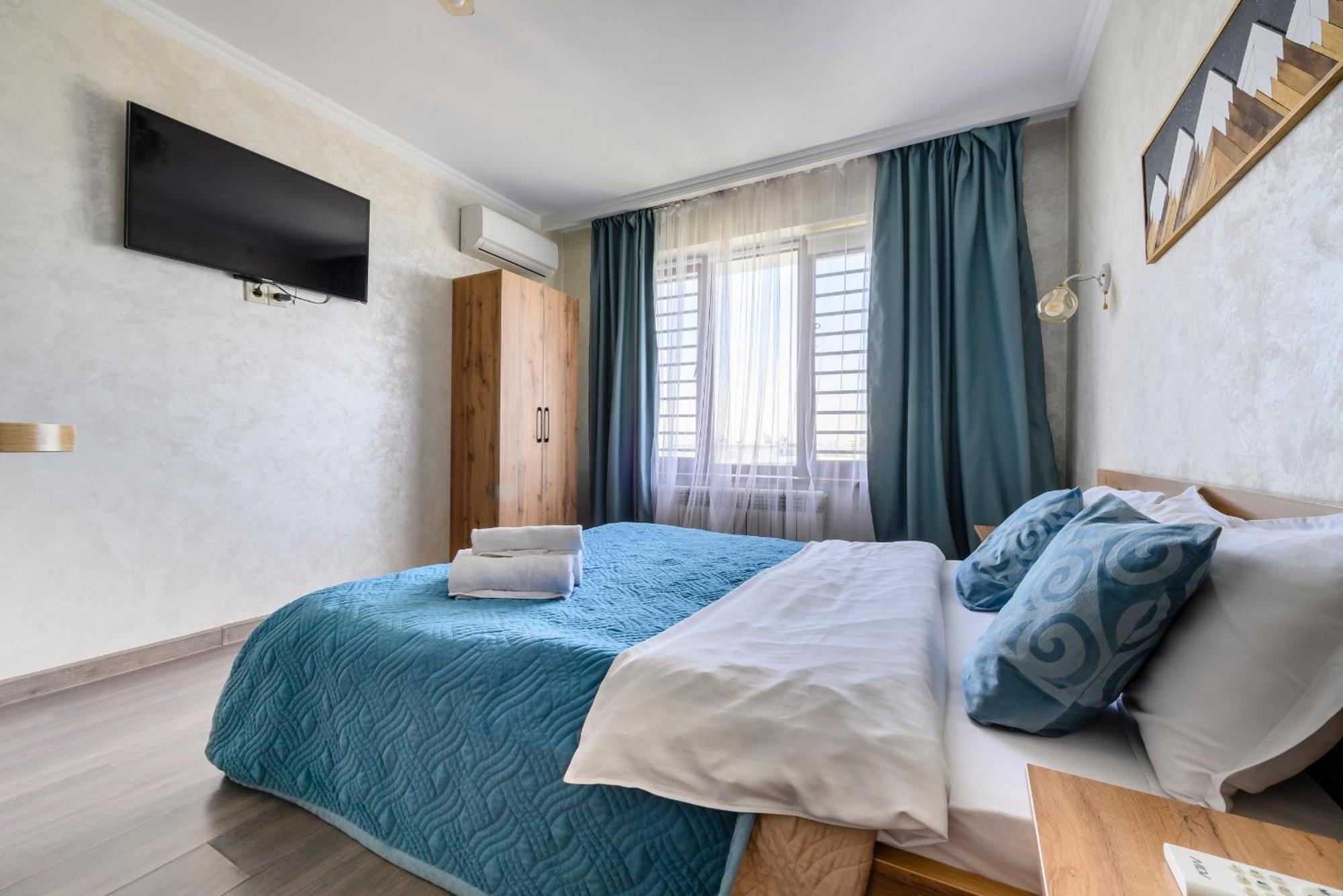 Apartment 101 арбат центр идеально для туризма и деловых командировок мoon Almaty